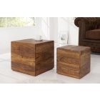 Stílusos asztalok Timber masszív fa kockák