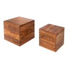 Stílusos asztalok Timber masszív fa kockák